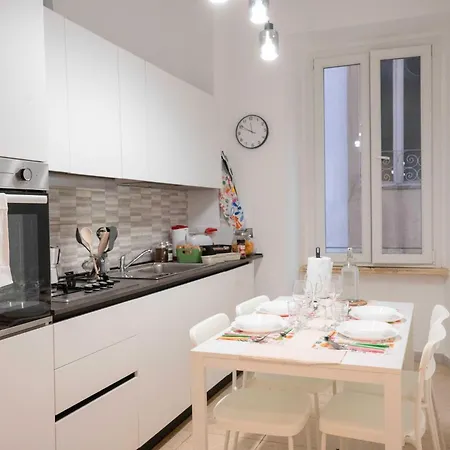 Domus Conte Rosso Apartment *