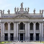 Domus Conte Rosso * Rome