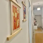 Apartment Domus Conte Rosso Rome