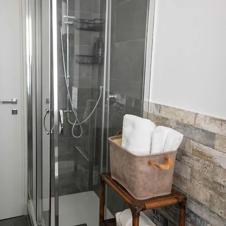 Domus Conte Rosso Daire