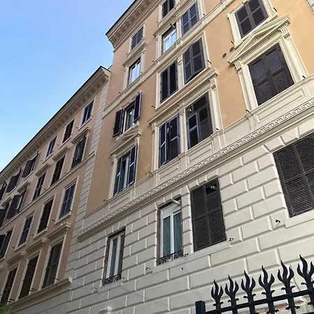 Domus Conte Rosso Daire *